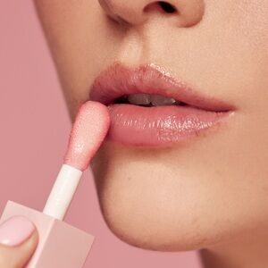 KYLIE COSMETICS Lip Oil In Pomegranate Red